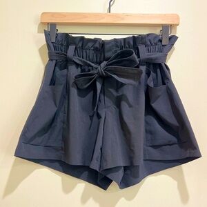 Athleta Skyline Black 4” Short Size XS